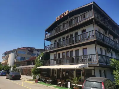 Хотел Велека