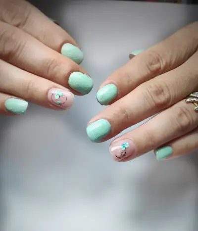 Darri's nails