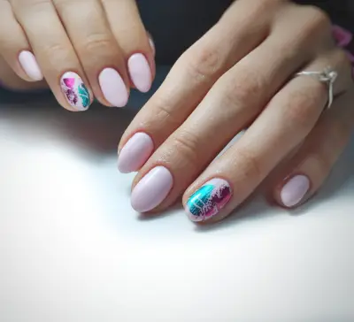 Darri's nails