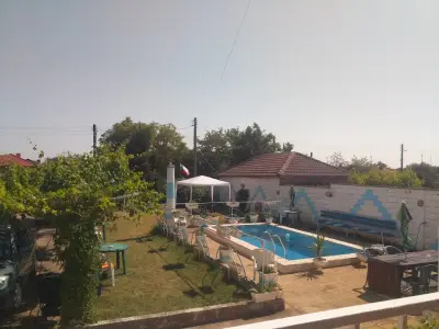 Къща за гости "Синята къща"