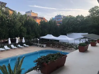 Хотел Тишина Резиденс