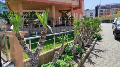 North Beach Hotel