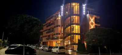 North Beach Hotel
