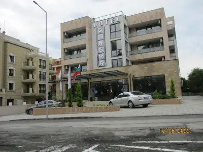 Cinema Hotel