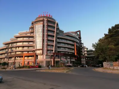 Алюр Бийч Ризорт Апартхотел