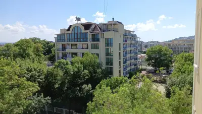 Хотел Голдън Лион