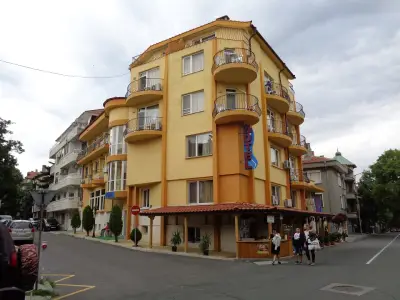 Хотел Пенека