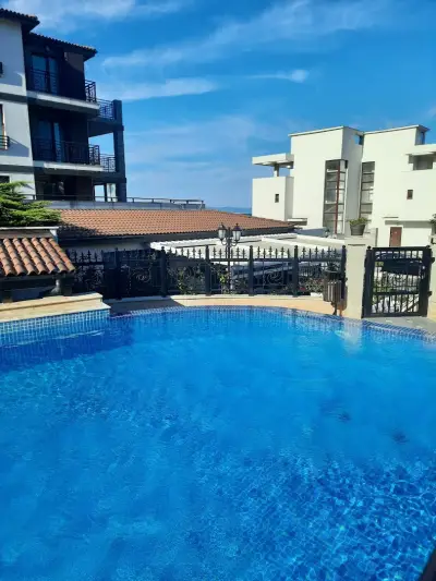 Rose Gardens Apart Hotel