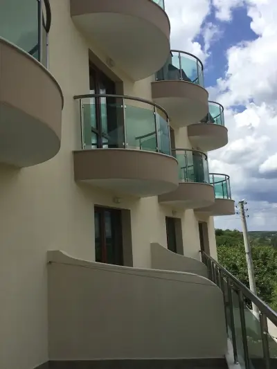 Къща за гости Емона,Обзор
