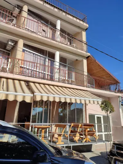 Manolovi Guest House