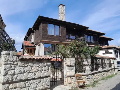 Принц Кирил Хотел