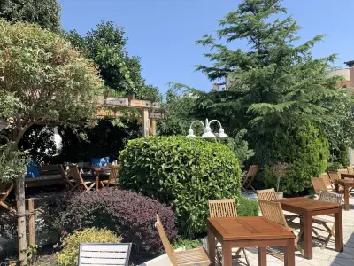 Friends Boutique Hotel