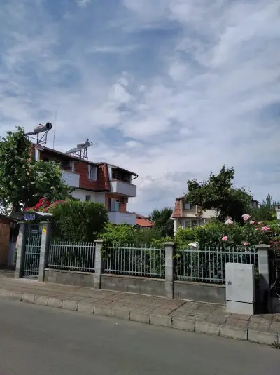 Къща за гости Колеви