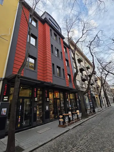 Art Hotel 158