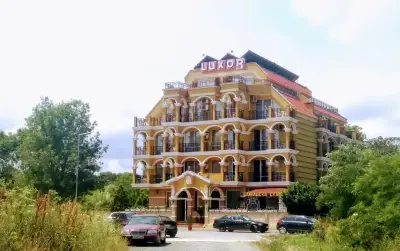 Хотел Луксор
