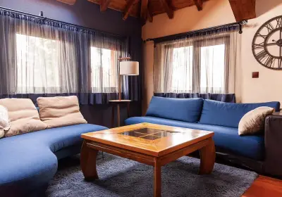 Karina Art Apartments