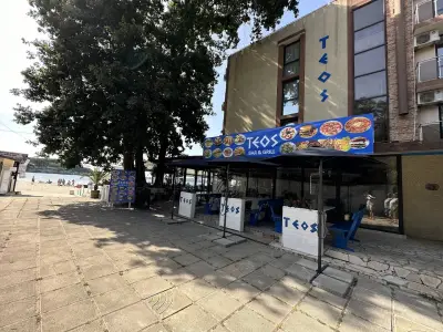 Семеен Хотел Теос