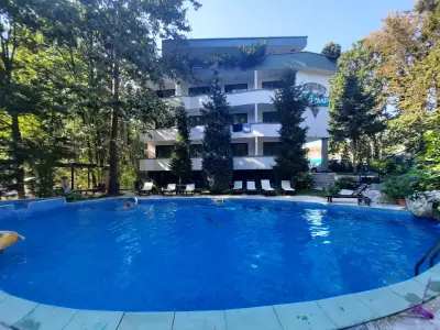 Хотел Елмар