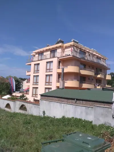 Хотел Хит