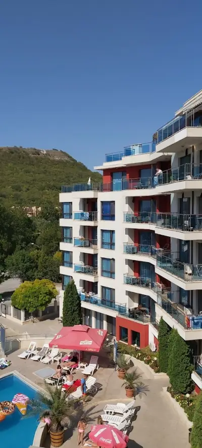 Royal Cove ApartHotel - Self-catering