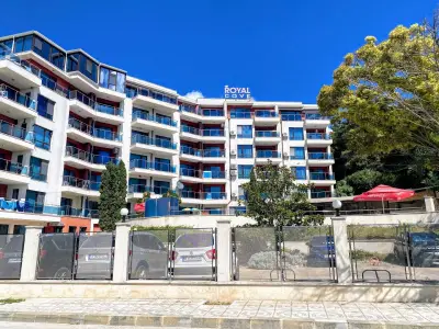 Royal Cove ApartHotel - Self-catering
