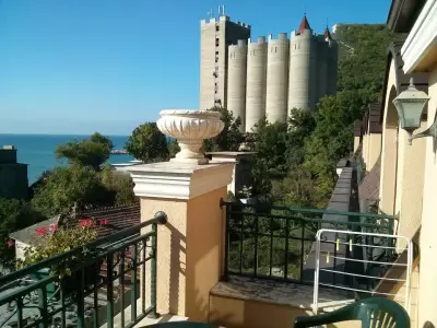 Вила Алегра