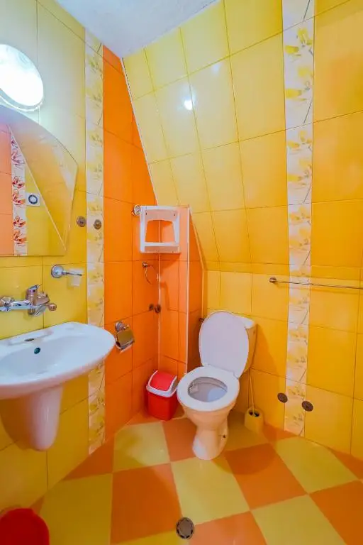 Фамилен делукс суит