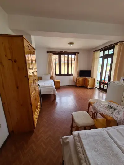 Guest Rooms Kostovi