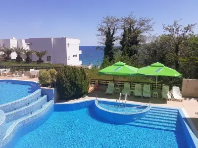 Семеен хотел Golden Place