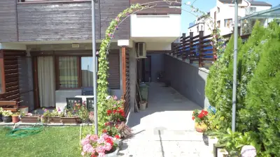 Apartments in Sunny Hill 3 Guest House