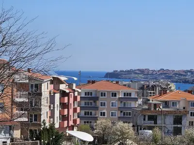 Полина Бийч