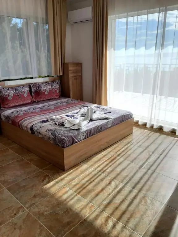 Делукс студио
