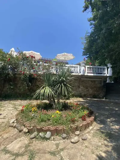 Хотел Гамартата