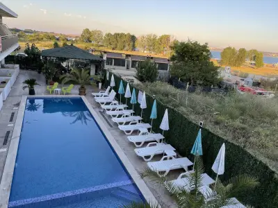 Gradina Holiday