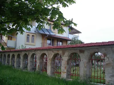ВИЛА ИЛИАНА