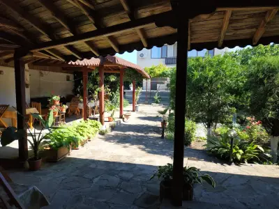Atanasovi House
