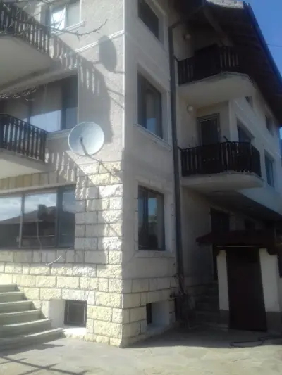 Atanasovi House