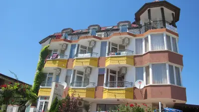 Sunny Island Obzor