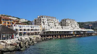 Maria Palace Complex