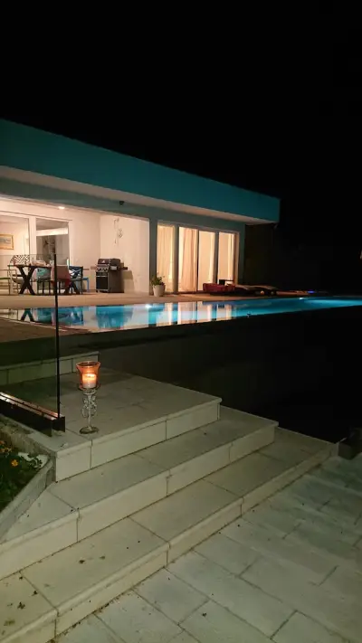 Villa Tatalia, Bozhurets