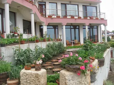 Guest Rooms Sea View