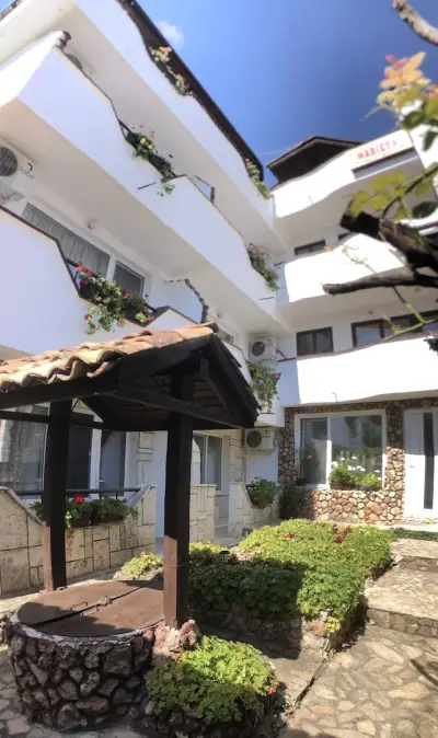 Villa Marieta Guesthouse