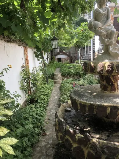 Villa Marieta Guesthouse