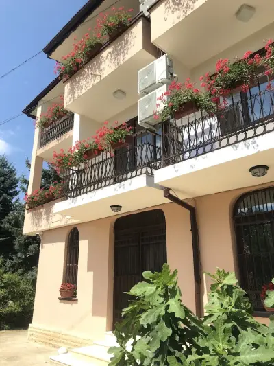 Guest House ,,Emotion''