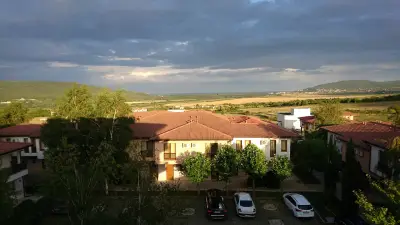 Апарт Хотел Хармони Хилс Резиденс Рогачево
