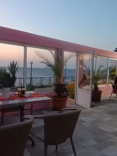 Casa Bella - Family Restaurant and Guest House