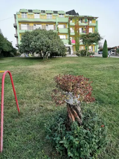 Къща за гости Камелия