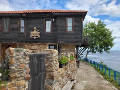 The Greek House
