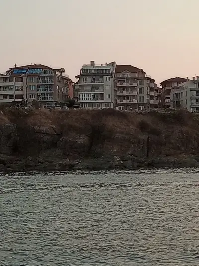 Ваканционно селище Синя лагуна