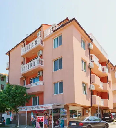 Къща за гости "Радост" Guest House "Joy"